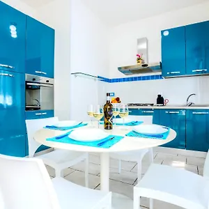 hostly-vittoria-house.hotels-amalfi.com/