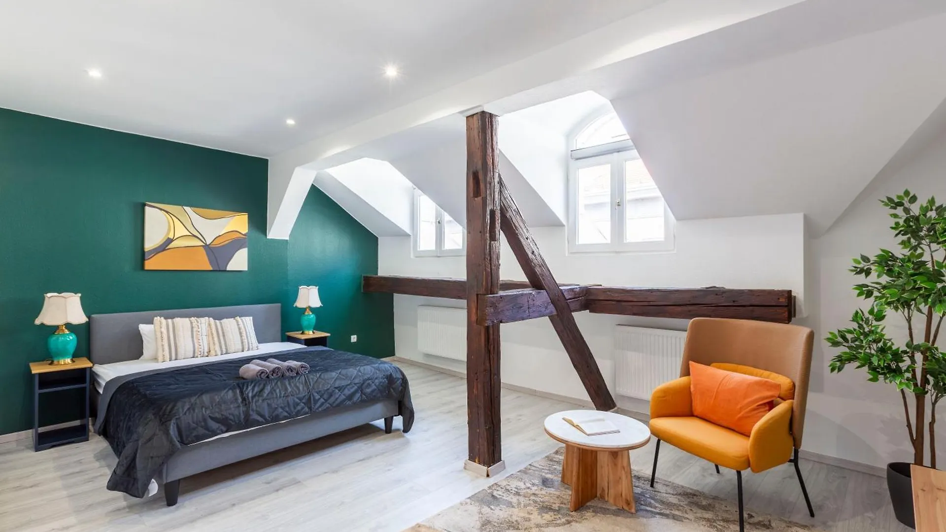 Rustic Central Studios By Lh Budapest Hungary